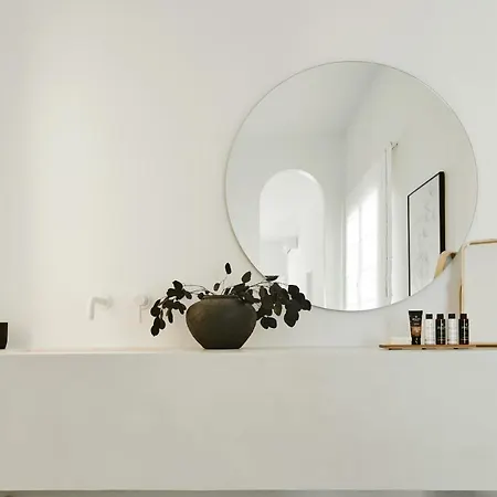 Le Blanc - Two Luxury