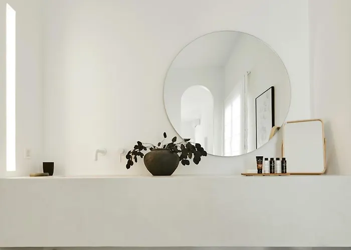 Le Blanc - Two Luxury