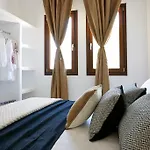 Le Blanc - Two Luxury