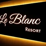 Le Blanc - Two Luxury Mesariá