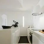 Le Blanc - Two Luxury *