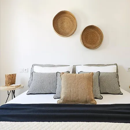 Le Blanc - Two Luxury Villa Messaria (Santorini)