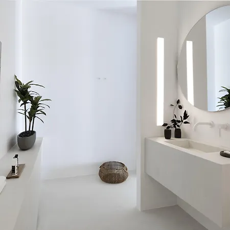 Le Blanc - Two Luxury