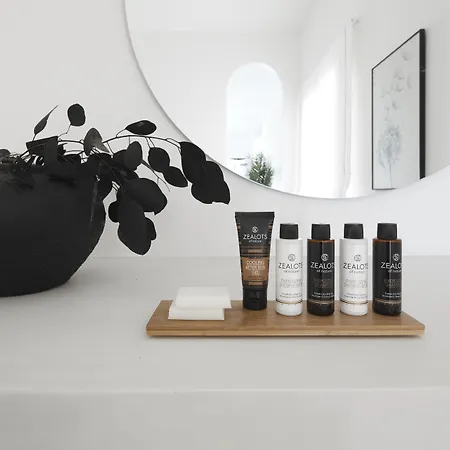 Le Blanc - Two Luxury Mesariá