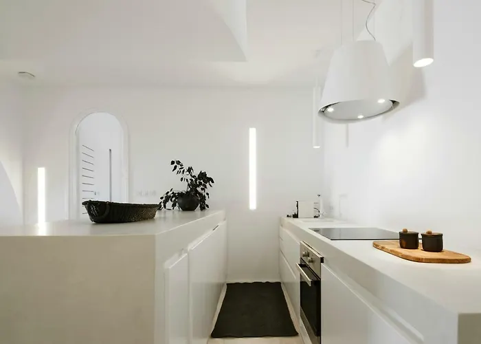 Le Blanc - Two Luxury *