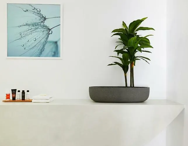 Le Blanc - Two Luxury