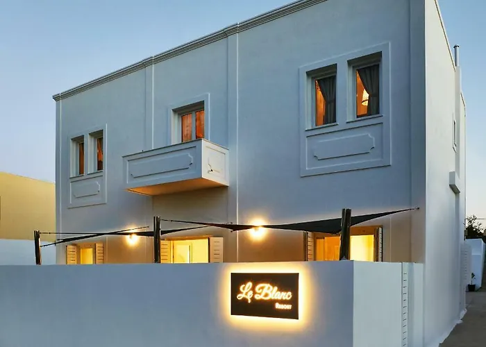 Le Blanc - Two Luxury Villa