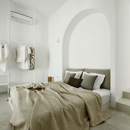 Le Blanc - Two Luxury Villa Messaria (Santorini)